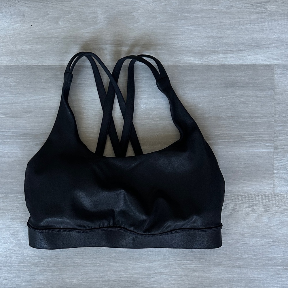 lululemon shiny gloss Black Sports Bra